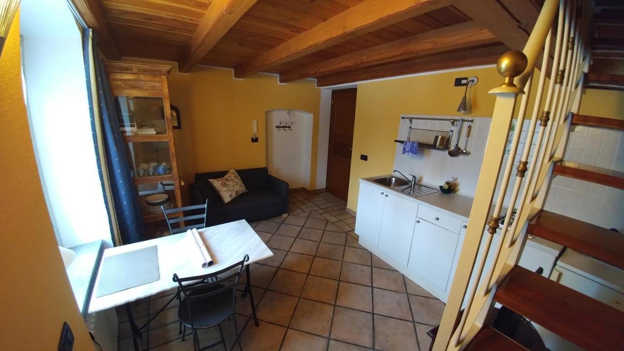 אפרטהוטל אאוסטה Casa De Giorgis מראה חיצוני תמונה